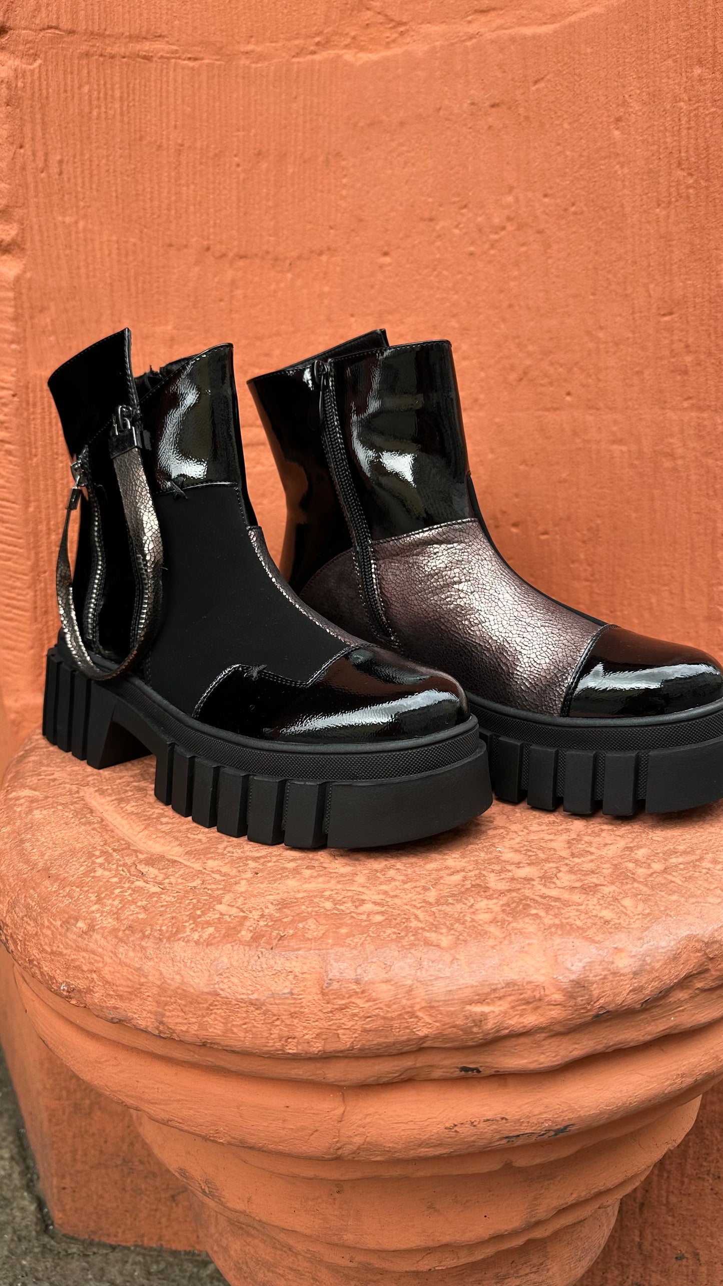 Boots CASY (Metallic)