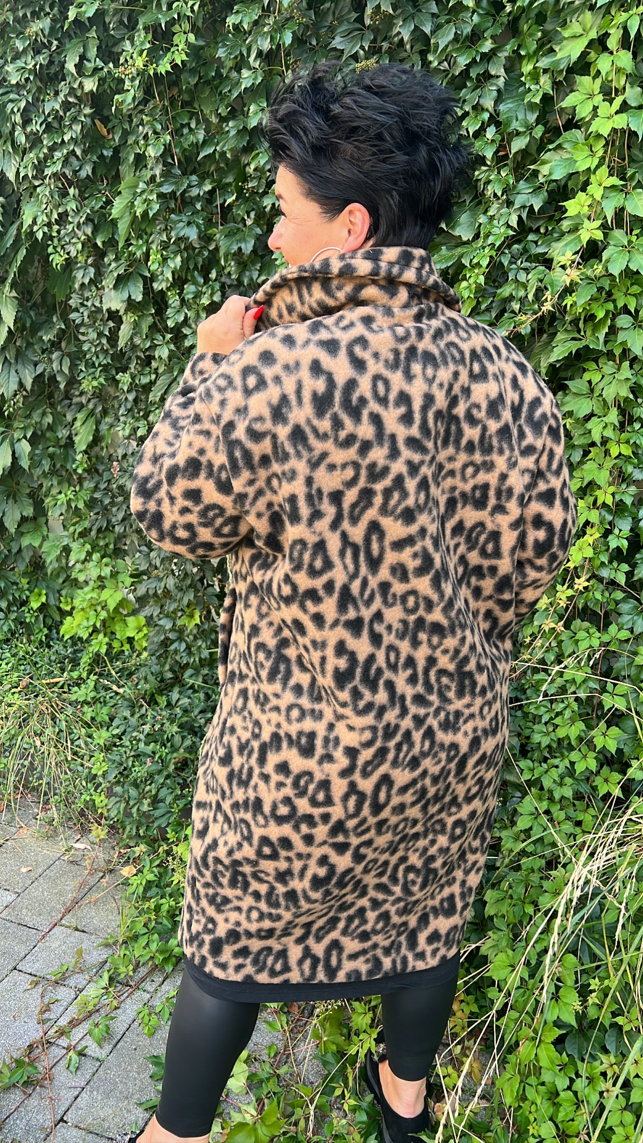 Mantel CARI (Leo)