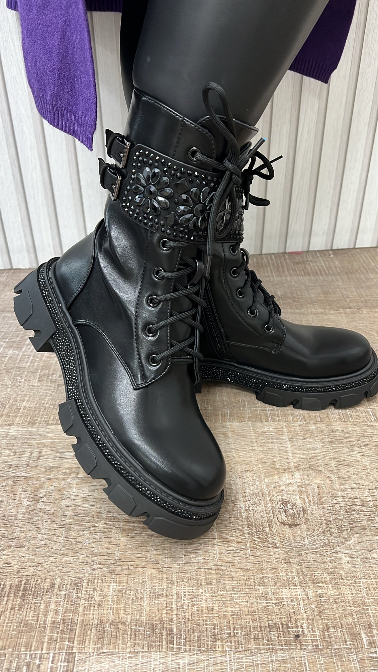 Boots CASY
