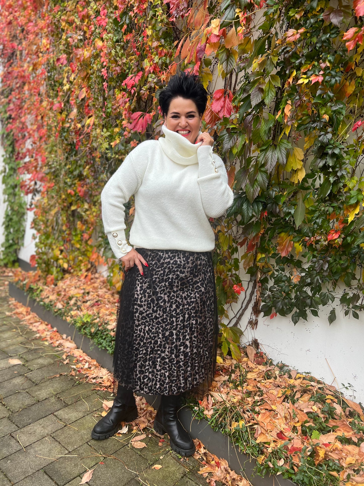 Pullover CHARLOTTE (2 verschiedene Farben)