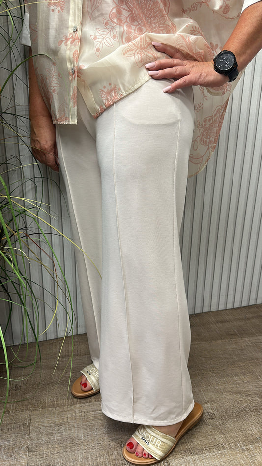 Wide Leg Hose SUNA