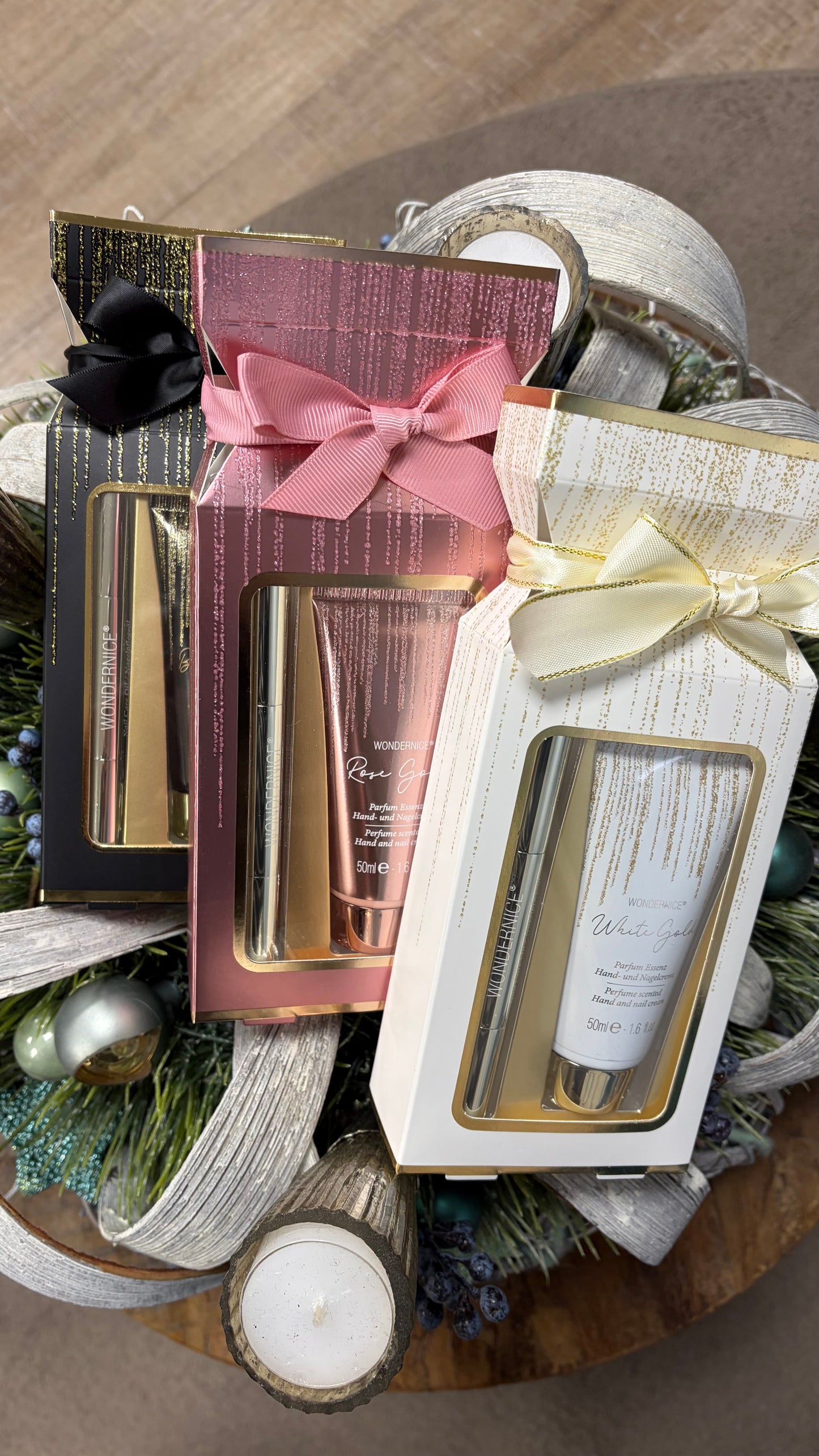 Geschenk-Set WONDERNICE (2-teilig) (3 Farben/Düfte)