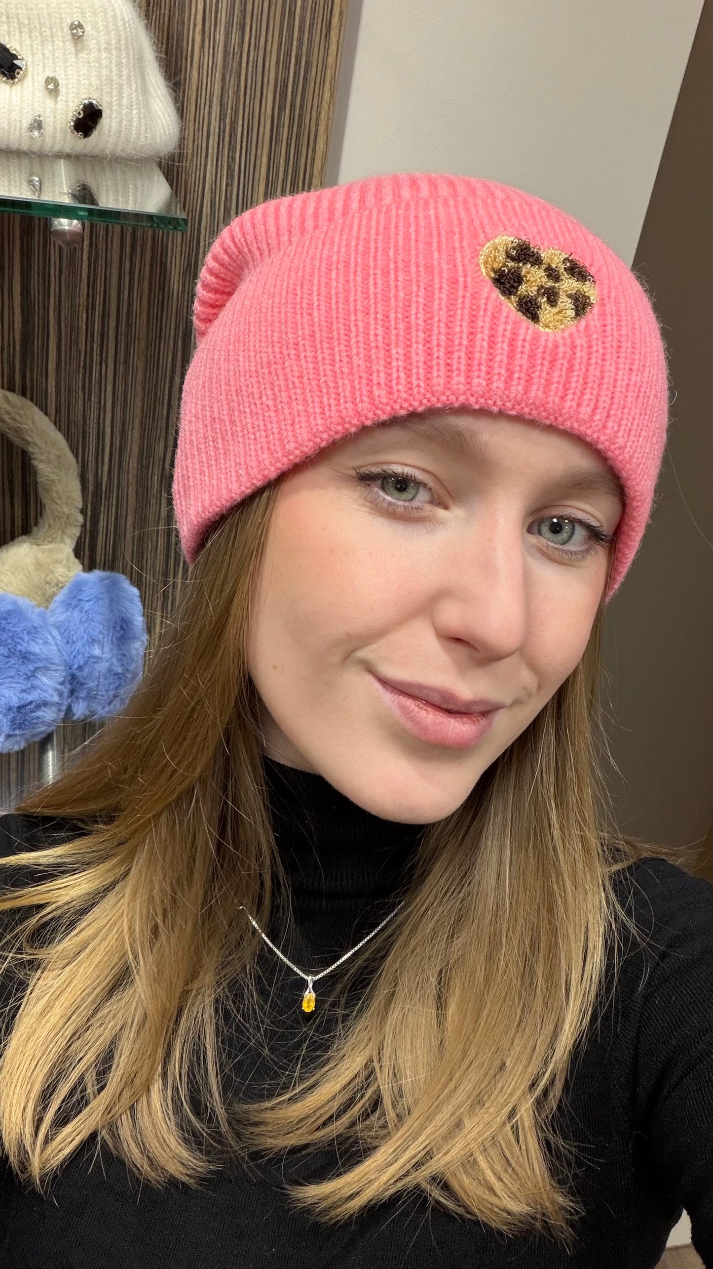 Mütze LEO HEART (4 Farben)